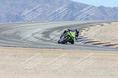 media/Oct-05-2025-CVMA (Sun) [[beeef4f201]]/Race 11-500-400(4)-350 Supersport/